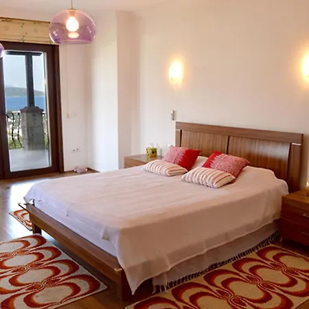 Important Group | Villa Jade Villa Ortakent